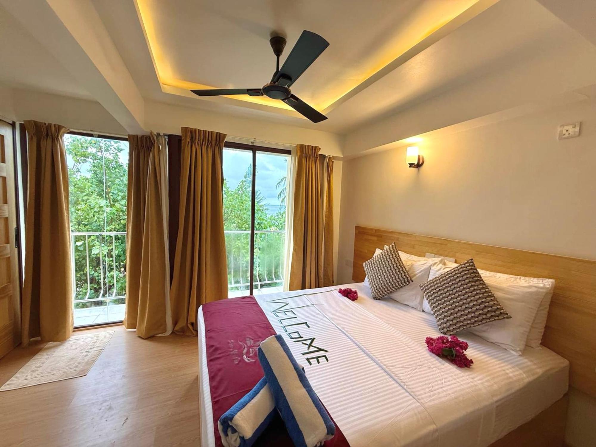 Ocean Lilly Inn Hangnaameedhoo Eksteriør billede